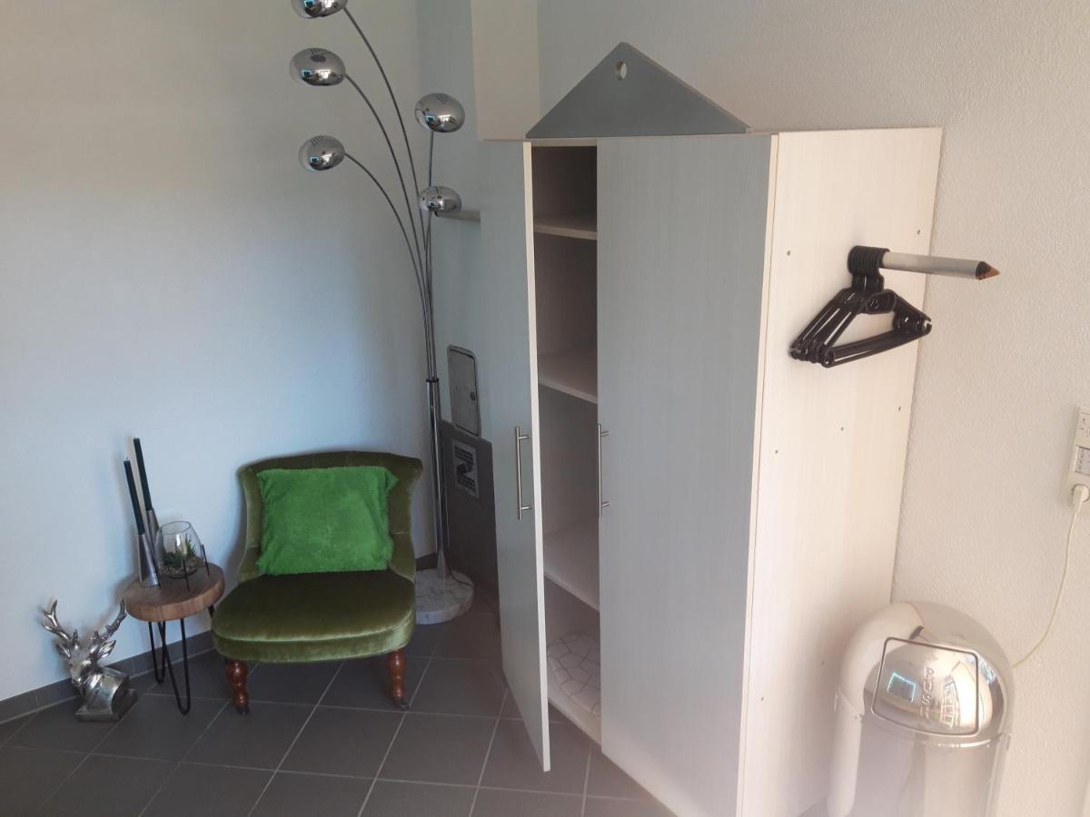 Limes Apartment -Uebernachten Am Limes- Rainau Eksteriør bilde